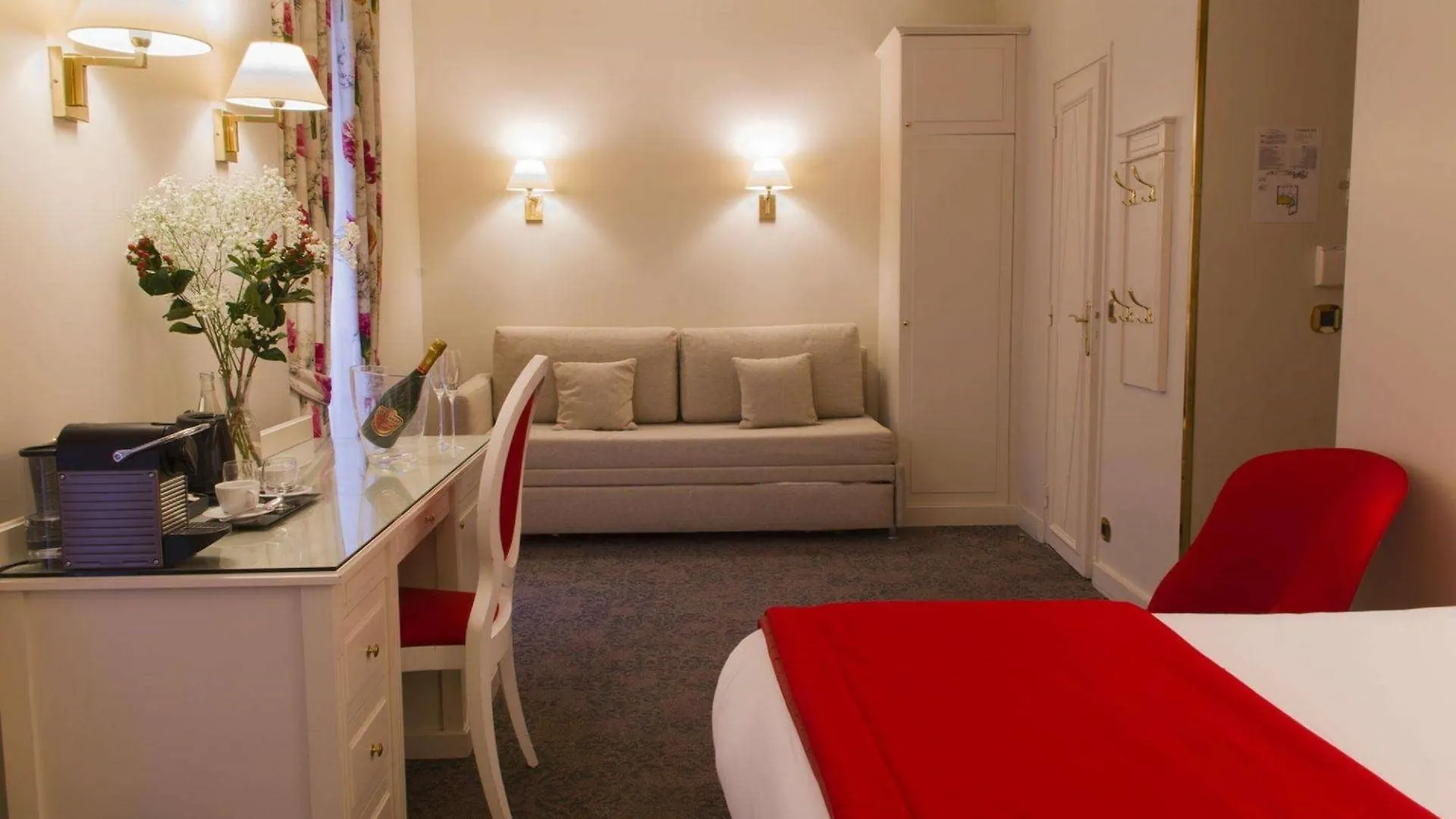 Queen Mary Opera Hotel