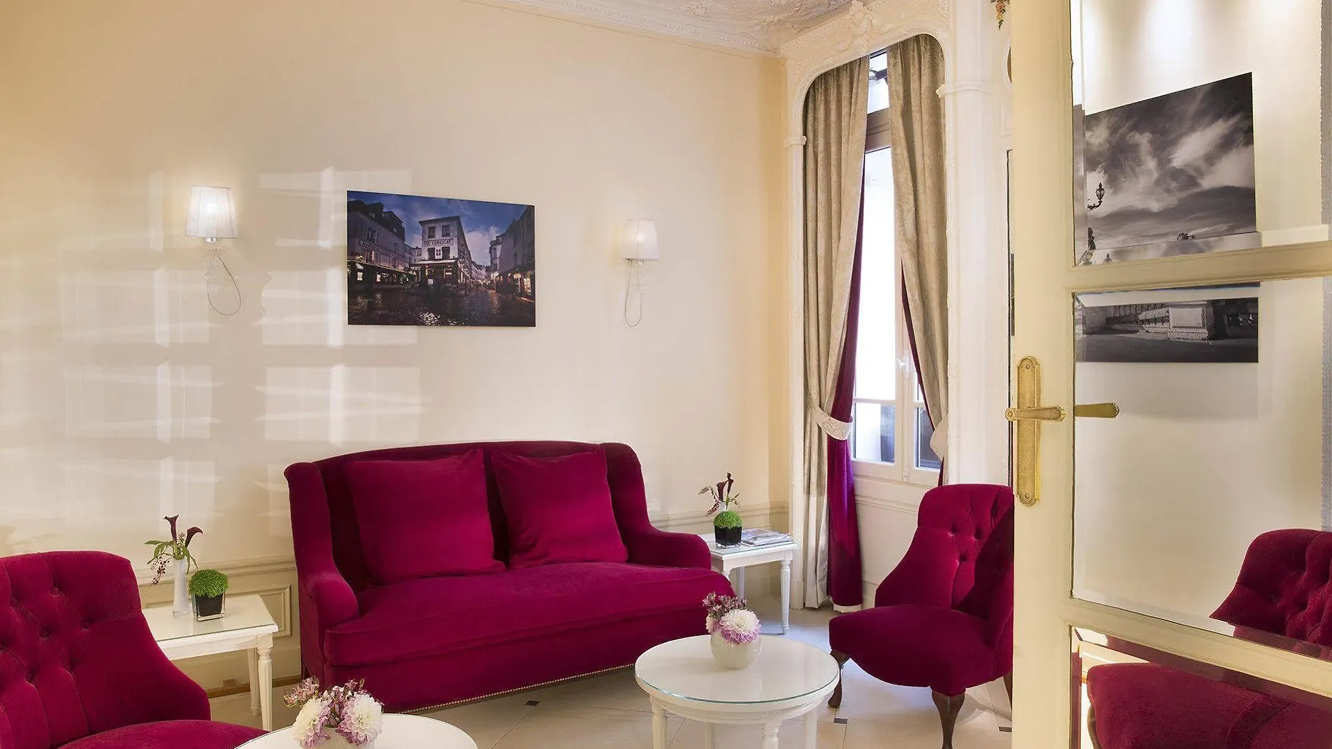 Queen Mary Opera Hotel 4*