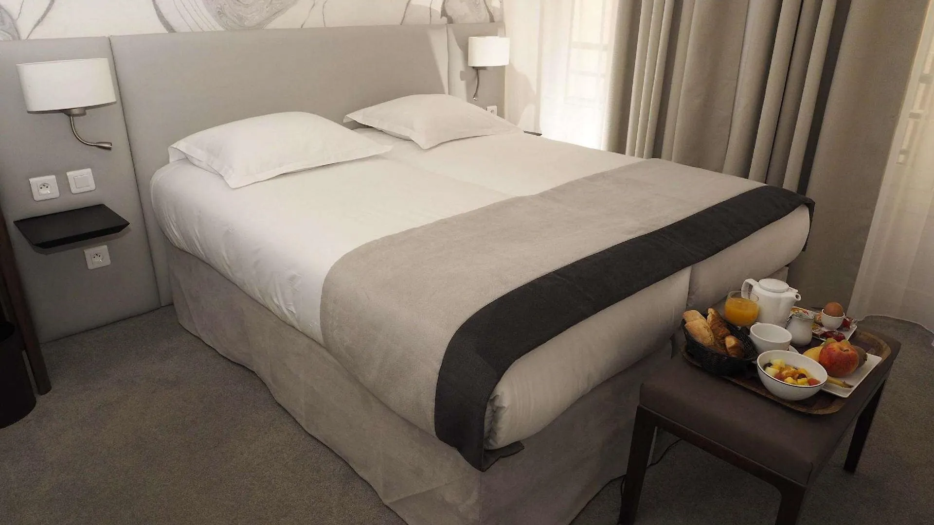 Queen Mary Opera 4*